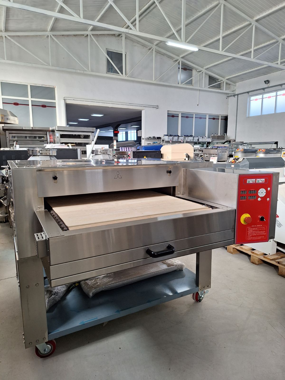Baking oven with fireclay strip 800mm - Ital Form